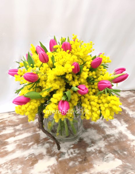 Bouquet  mimosa con tulipani 